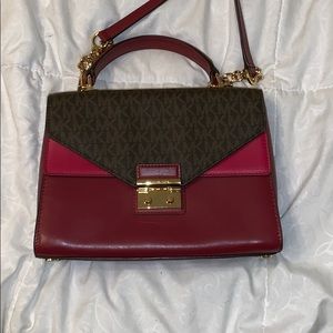 red micheal kors purse